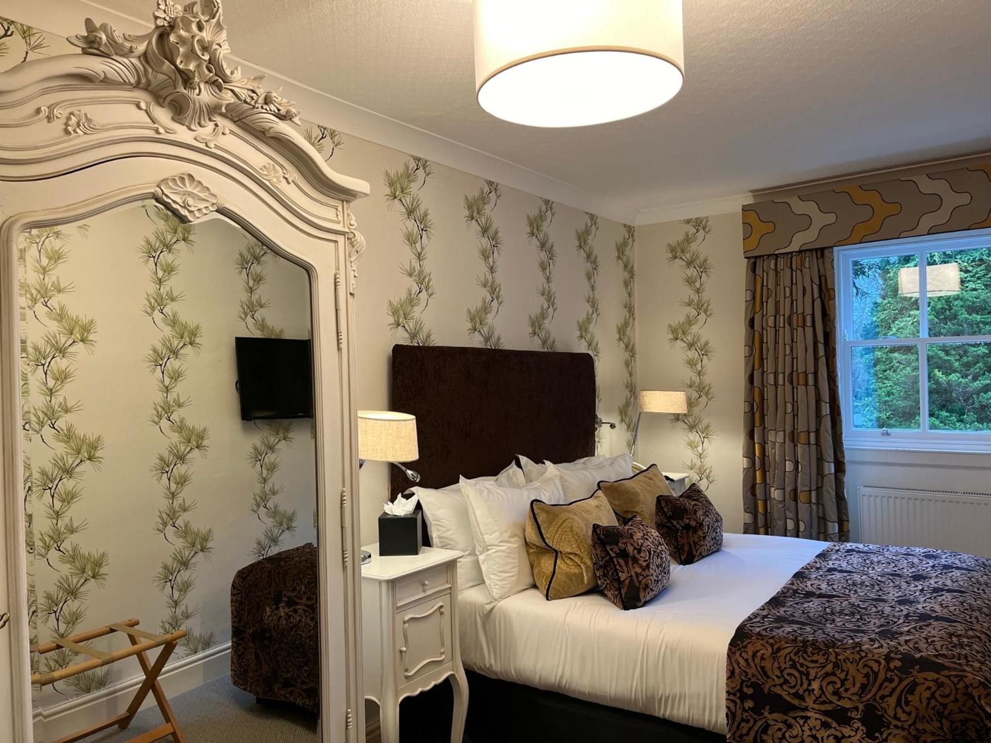 Storrs Hall (adults Only) 5*